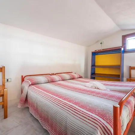 Casa Ruinas B Apartment *